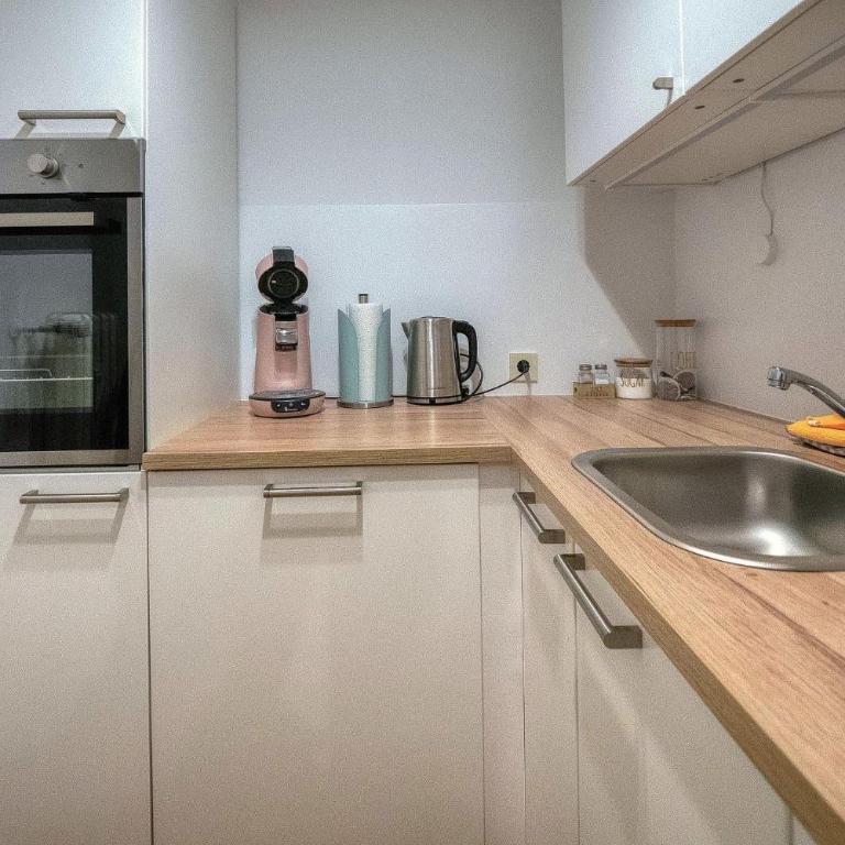 Zentrale Ferienwohnung ROSEA nahe Kurpark - Apartment mit Blick auf die Berge - 6