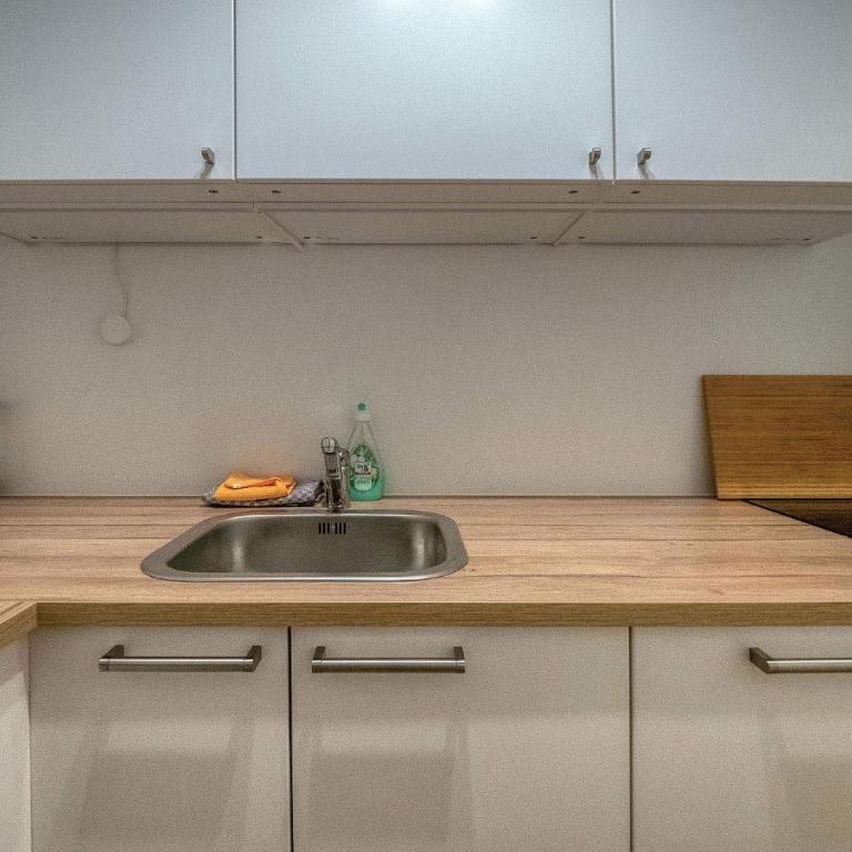 Zentrale Ferienwohnung ROSEA nahe Kurpark - Apartment mit Blick auf die Berge - 7