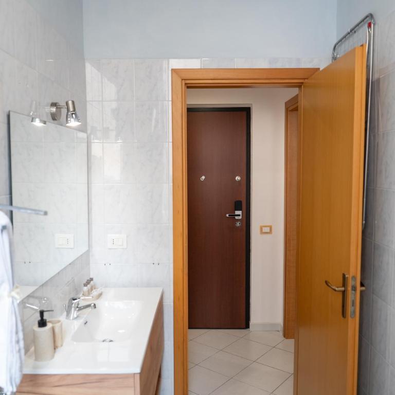 Napolitano Rooms - SALERNO TOWN - Casa con 1 Camera da Letto - 9