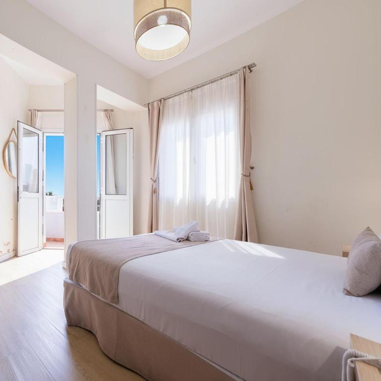 Ura Hotels Boutique Gurea - Habitación Doble con balcón - 3