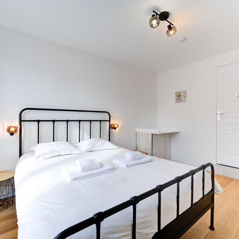 Logement avec Terrasse - Château d'Amboise - Wifi - Appartement 2 Chambres avec Terrasse - 11