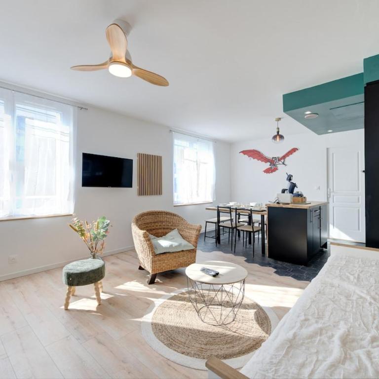 Logement avec Terrasse - Château d'Amboise - Wifi - Appartement 2 Chambres avec Terrasse - 7