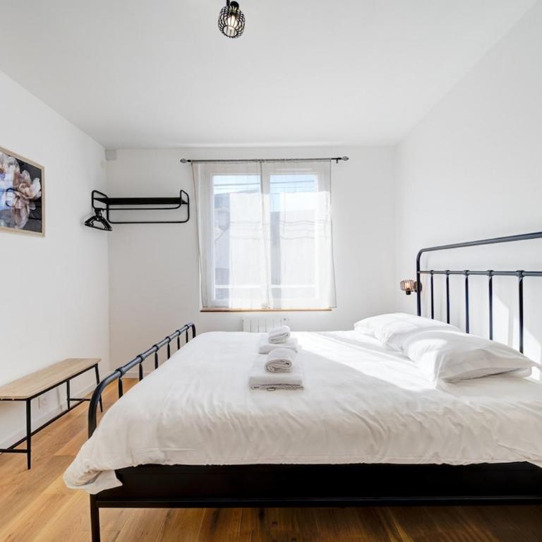 Logement avec Terrasse - Château d'Amboise - Wifi - Appartement 2 Chambres avec Terrasse - 16