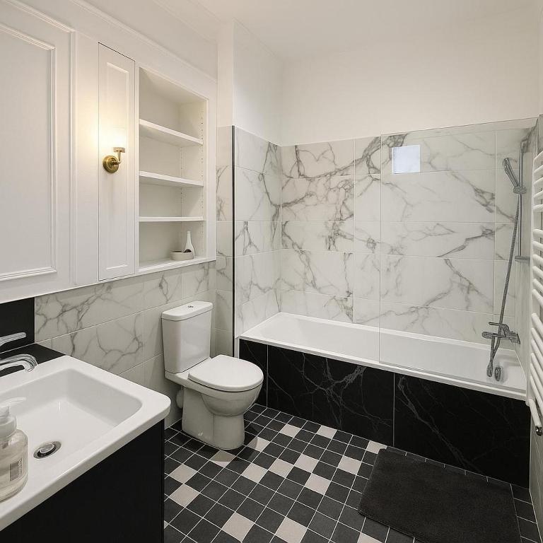 Av des Champs-Elysées, Arc de Triomphe - 12 GUESTS - Four-Bedroom Apartment - 9