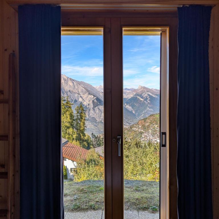 Grand chalet familial avec cheminée à La Tzoumaz - Chalet - 33