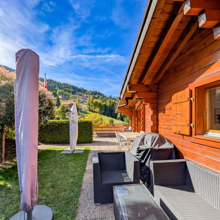 Grand chalet familial avec cheminée à La Tzoumaz - Chalet - 50