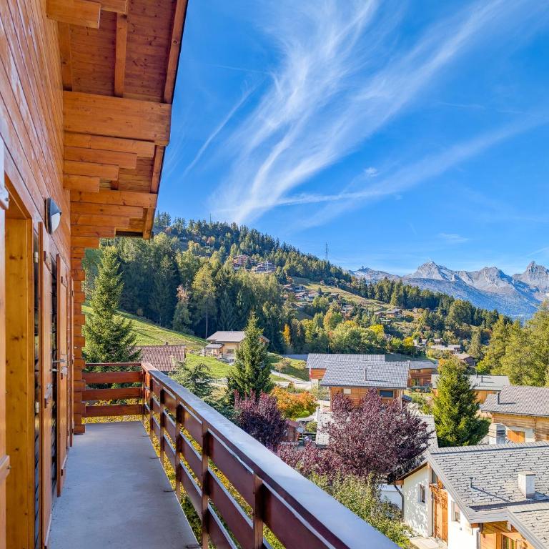 Grand chalet familial avec cheminée à La Tzoumaz - Chalet - 53