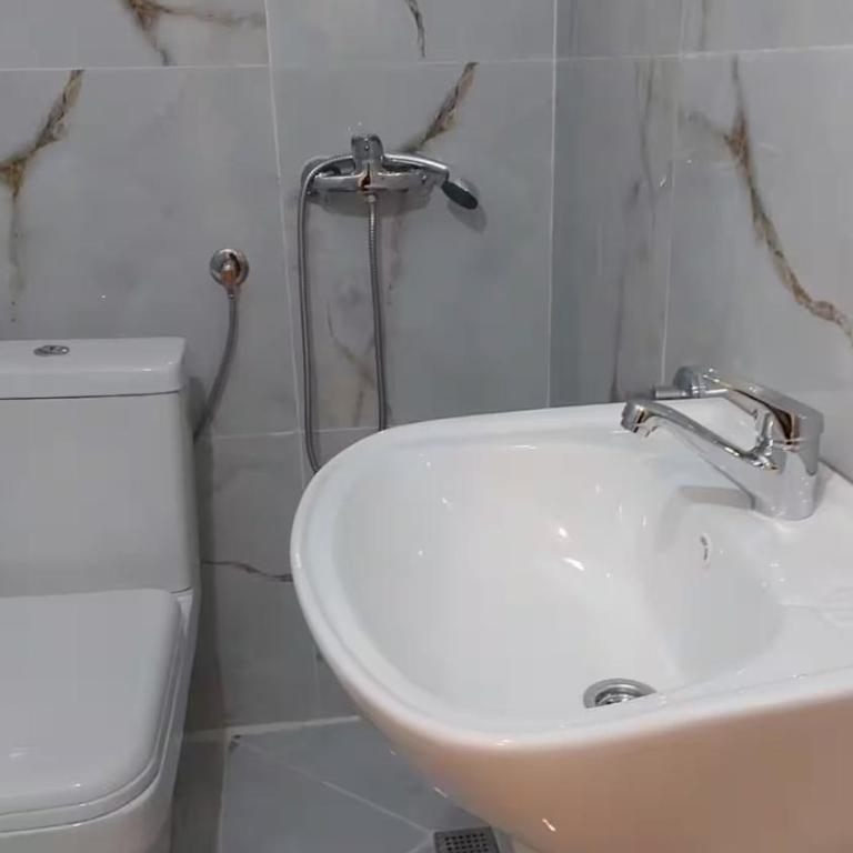 Apartment Pinješ - Apartman sa 2 Spavaće Sobe, Balkonom i Pogledom na More - 13