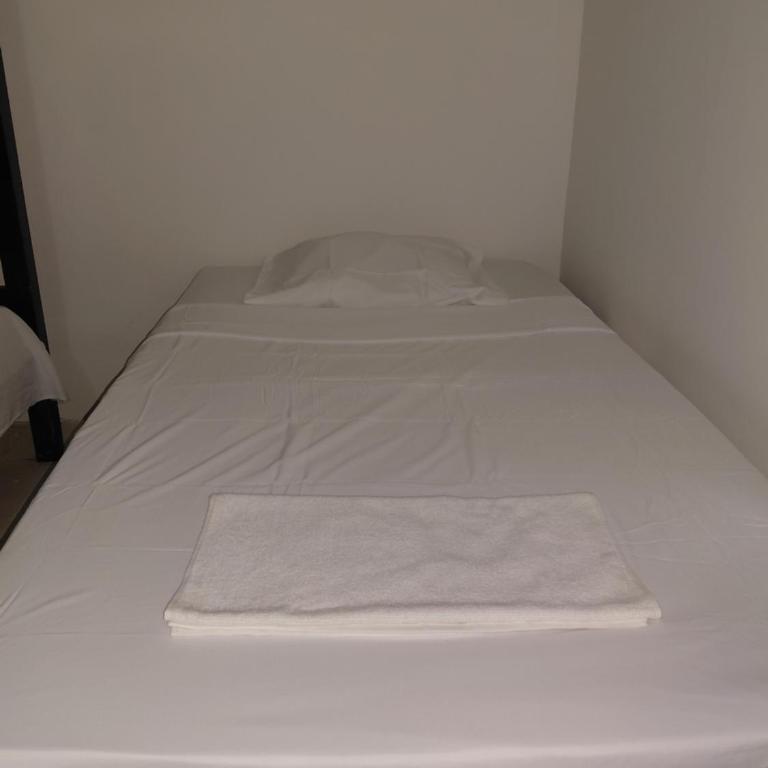 Hotel Mirador del Castillo - Habitación Doble - 2 camas - 4
