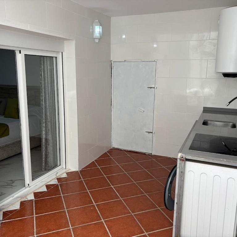 Evans Realty CE Apartamento Moderno Espacioso - Apartamento de 3 dormitorios - 33