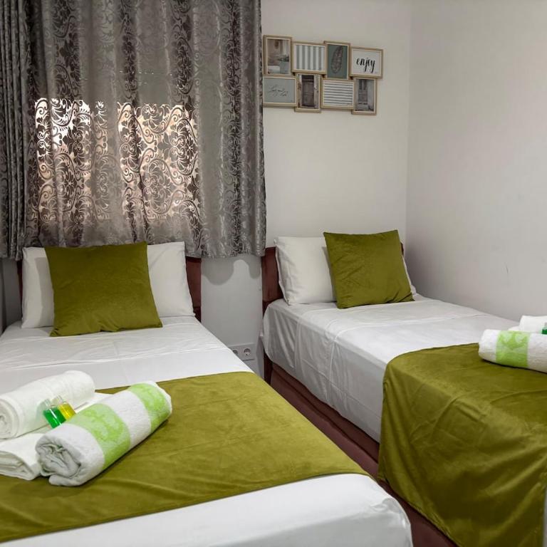 Evans Realty CE Apartamento Moderno Espacioso - Apartamento de 3 dormitorios - 21