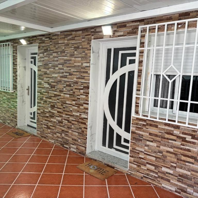 Evans Realty CE Apartamento Moderno Espacioso - Apartamento de 3 dormitorios - 12