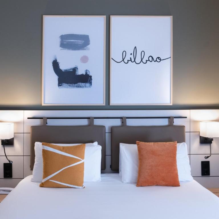 voco Bilbao - City by IHG - Cozy Queen Room - 7