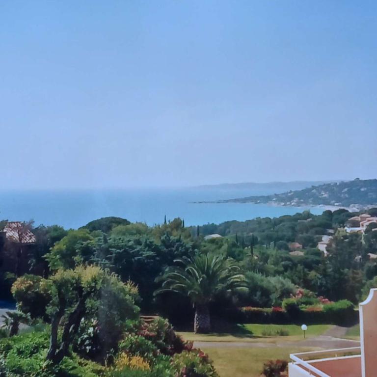 Appartement 2 pièces, terrasse vue mer, proche plage - FR-1-226-565 - Apartment - 22