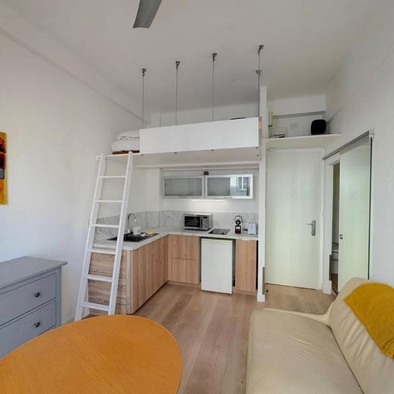 ⁂ Petit nid design au centre de Nice - Appartement 1 Chambre - 30