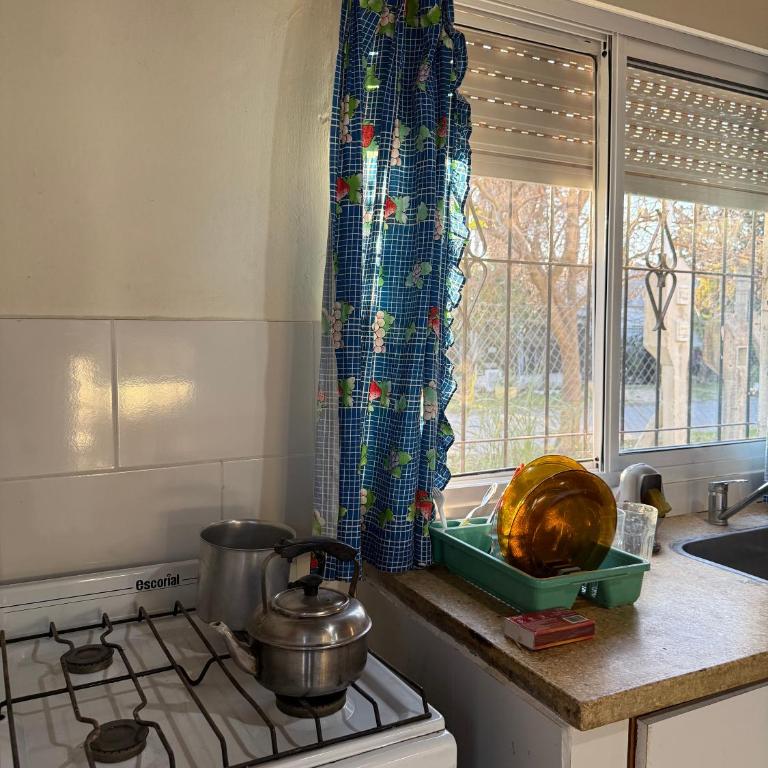Cabaña, con patio y parrilla a 5 min de Termas - Bungalow - 13
