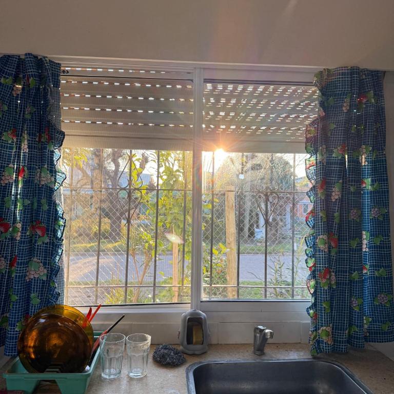 Cabaña, con patio y parrilla a 5 min de Termas - Bungalow - 14