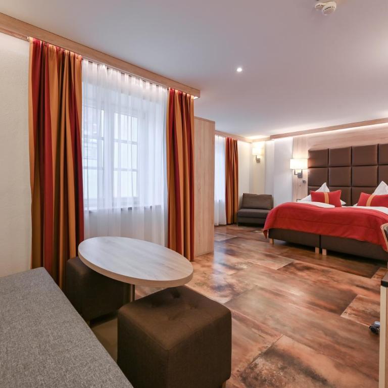 Hotel Ludwigs - Premium Vierbettzimmer - 8