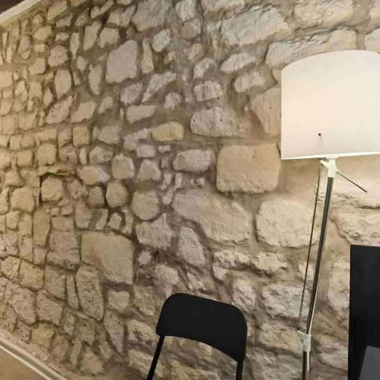 Cute Marais Studio near Metro Heart of Paris N4-22 - One-Bedroom Apartment - 7