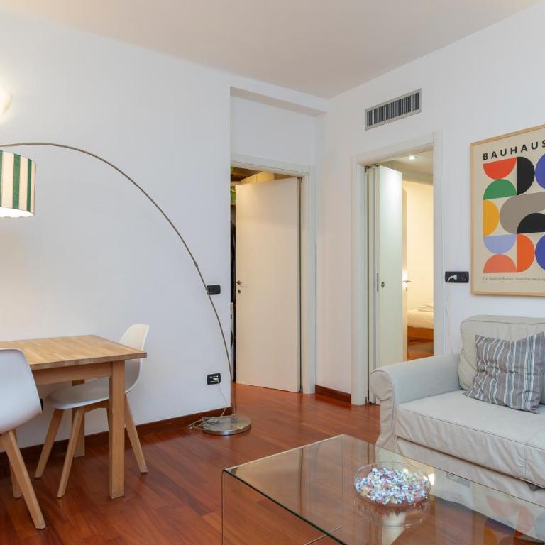 I-Host - Ripa Navigli Apartment - Appartamento con 2 Camere da Letto - 55