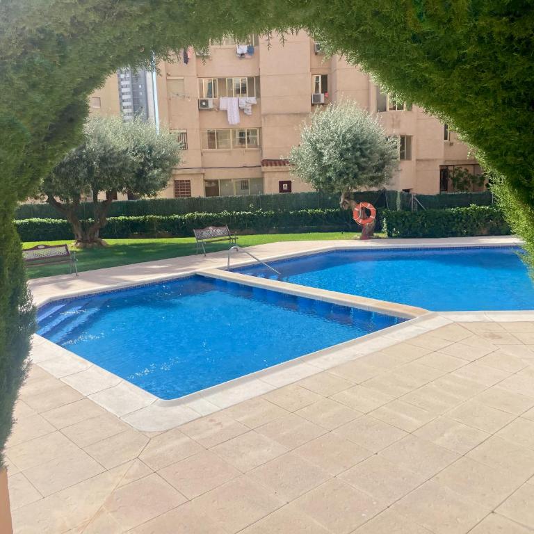 Acogedor apartamento de dos dormitorios en el corazón de Benidorm - Two-Bedroom Apartment - 15