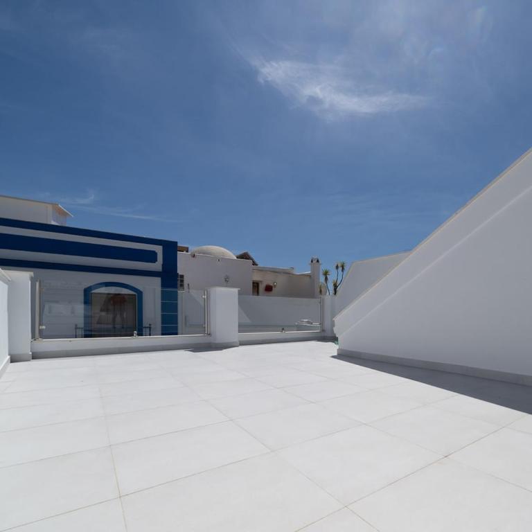 Ático con gran terraza privada cerca de la playa - Apartamento de 2 dormitorios con terraza - 4