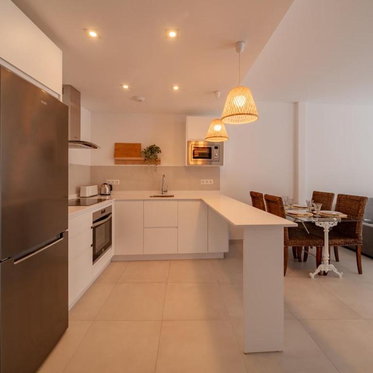 Ático con gran terraza privada cerca de la playa - Apartamento de 2 dormitorios con terraza - 7