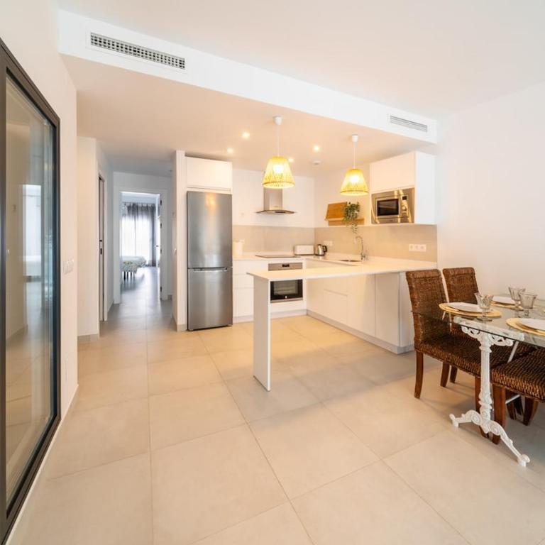 Ático con gran terraza privada cerca de la playa - Apartamento de 2 dormitorios con terraza - 18