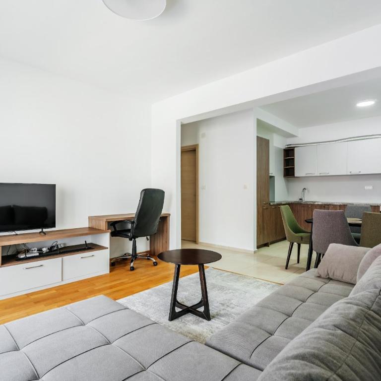 Status-M Apartments 187 - Two-Bedroom Apartment with Mountain View - 5