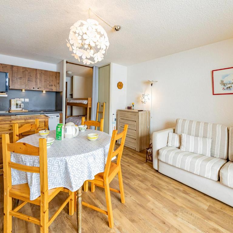 Studio moderne 4 pers, à 30m des pistes et commerces - Studio - 4