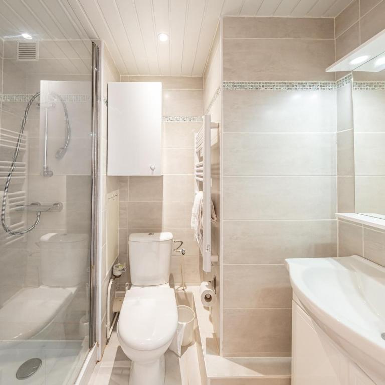 Studio 24m² pour 4 pers. - Balcon & Skis aux pieds - FR-1-807-42 - Studio - 2