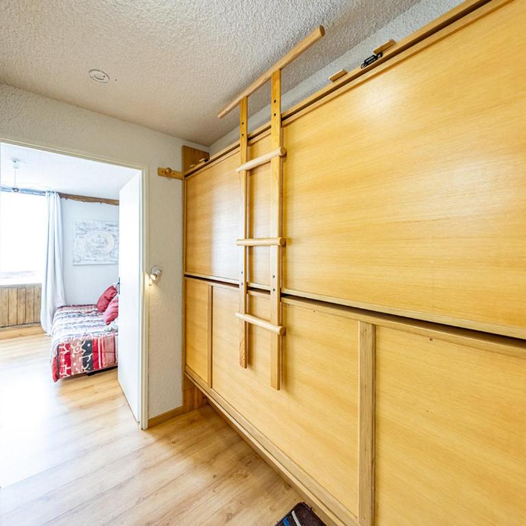 Studio moderne 4 pers. pied des pistes, parking gratuit - FR-1-807-45 - Estudio - 3