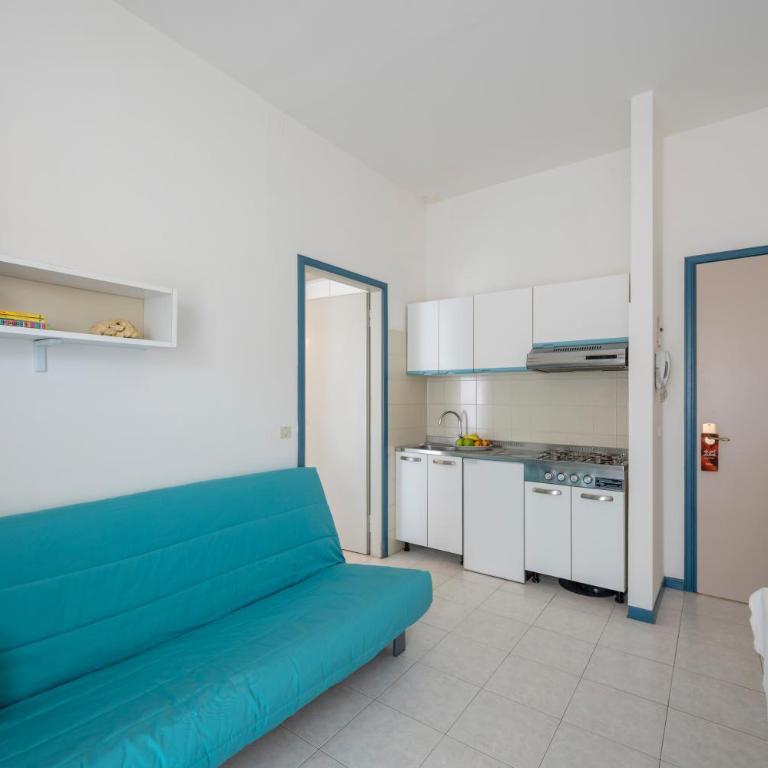 Aparthotel Pineda - One-Bedroom Apartment - 10