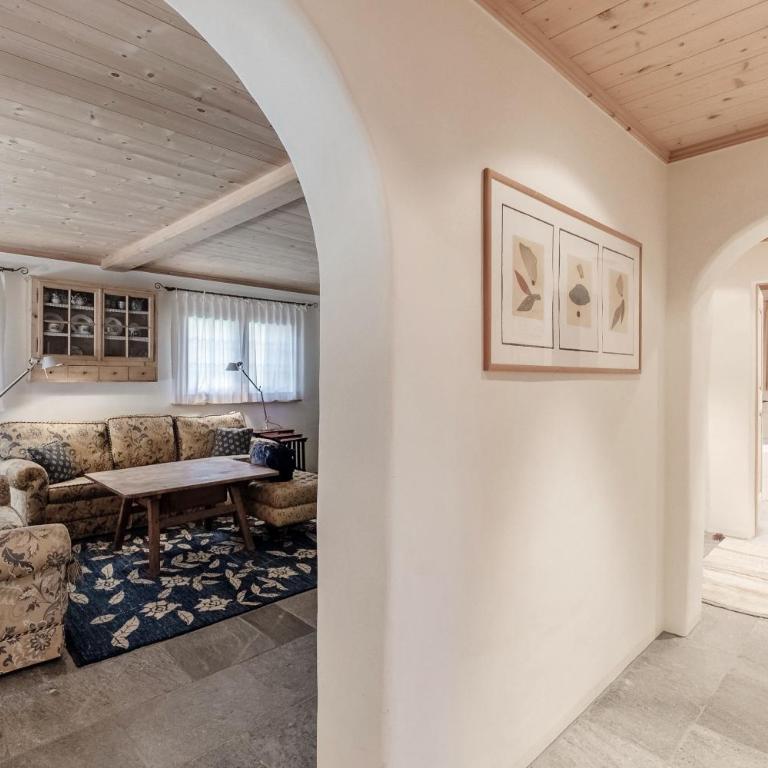Laax Chalet by Quokka 360 - Charming Apartment with Private Patio - Superior Apartment mit 3 Schlafzimmern - 14