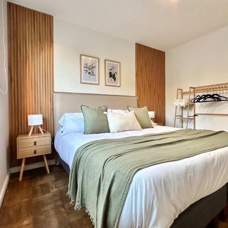 Amplio hogar entre MUT y Costanera center - Apartment - 1