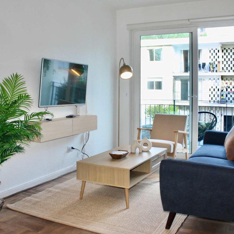 Amplio hogar entre MUT y Costanera center - Apartment - 5