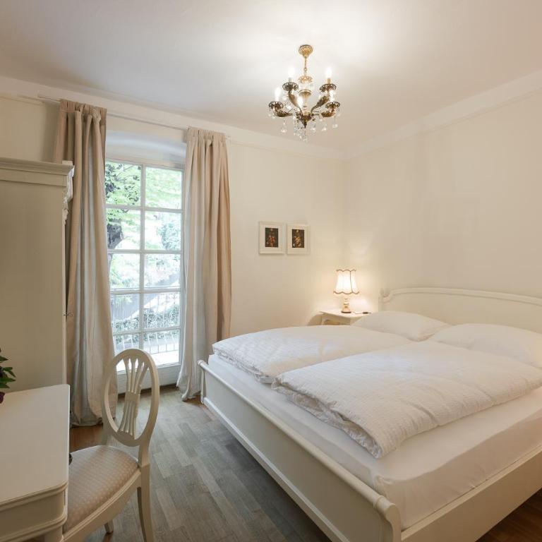 Guest Rooms Villa Bux - Camera Matrimoniale con Balcone - 2