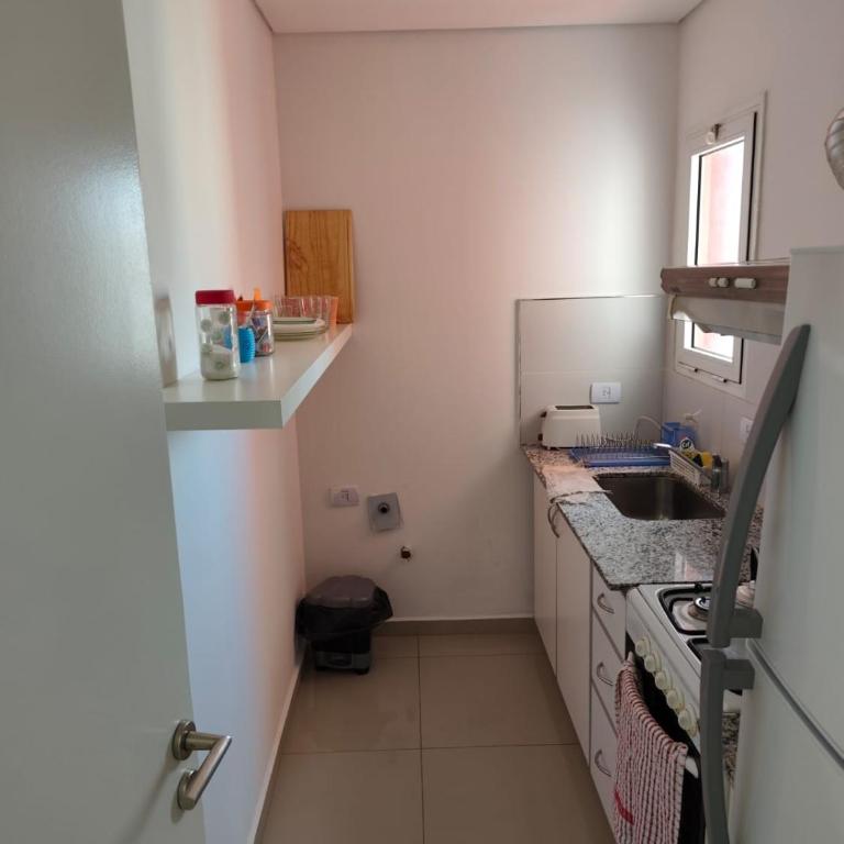 Alquiler por dia centrico con cochera en Bahia Blanca - Apartamento de 1 dormitorio - 4