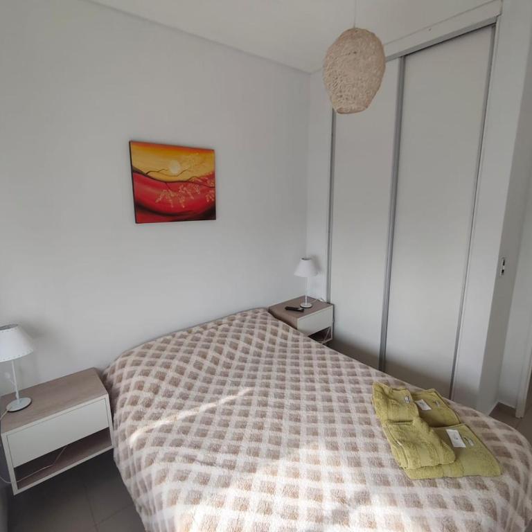 Alquiler por dia centrico con cochera en Bahia Blanca - Apartamento de 1 dormitorio - 6