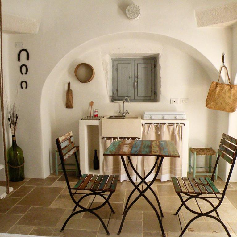 Trullo Picchiagiuda - Five-Bedroom Trullo - 3