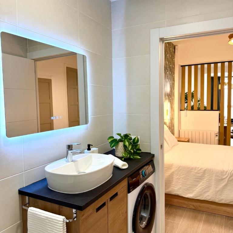 Fabulous Apartment in Madrid - Two-Room Apartment - 7