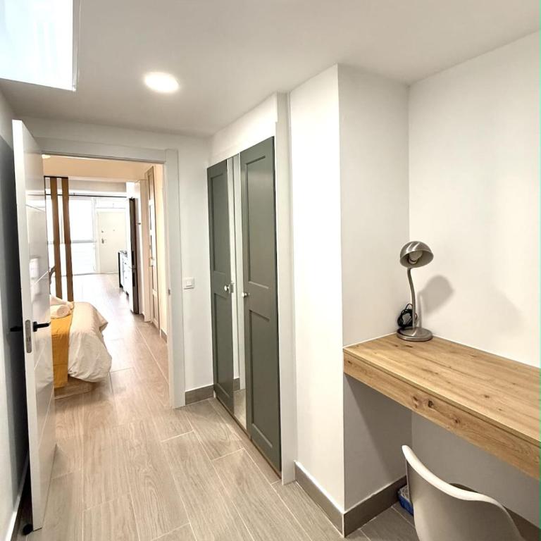 Fabulous Apartment in Madrid - Two-Room Apartment - 14