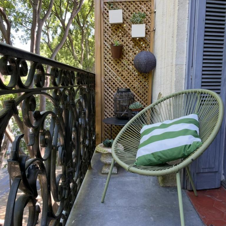 Nimes , appartement rénové dans immeuble classé. - Appartamento con 2 Camere da Letto - 24