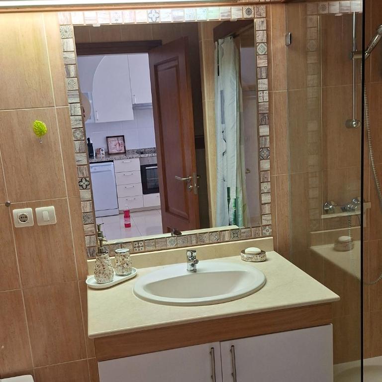 Cozy 2 Bedroom Apartment in Costa Adeje - Apartamento de 2 dormitorios - 17