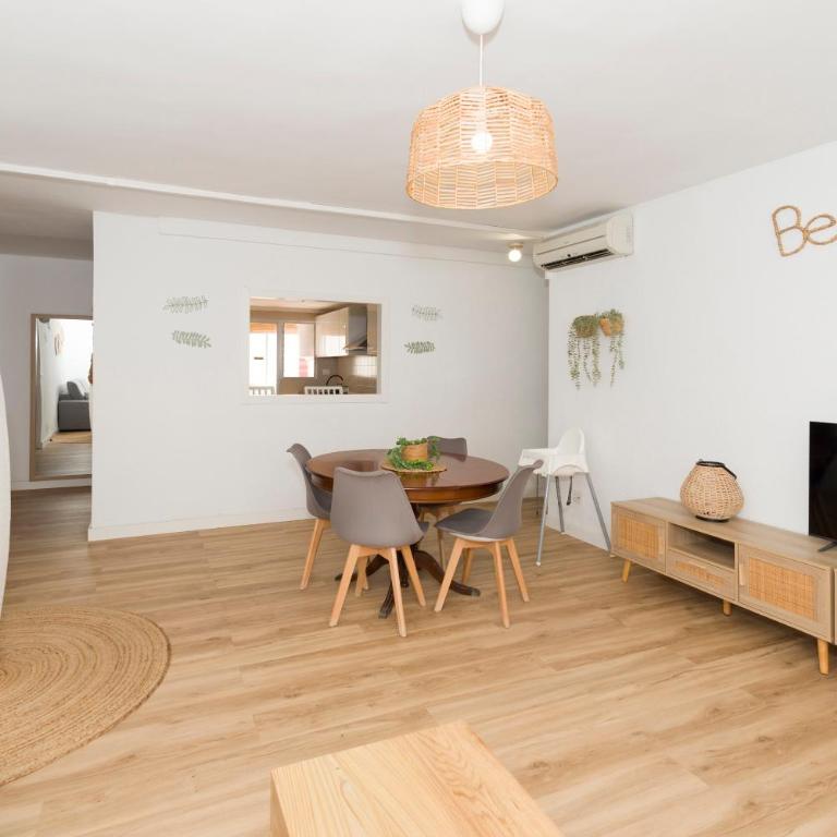 La CASA De CARLA - Three-Bedroom Apartment - 3