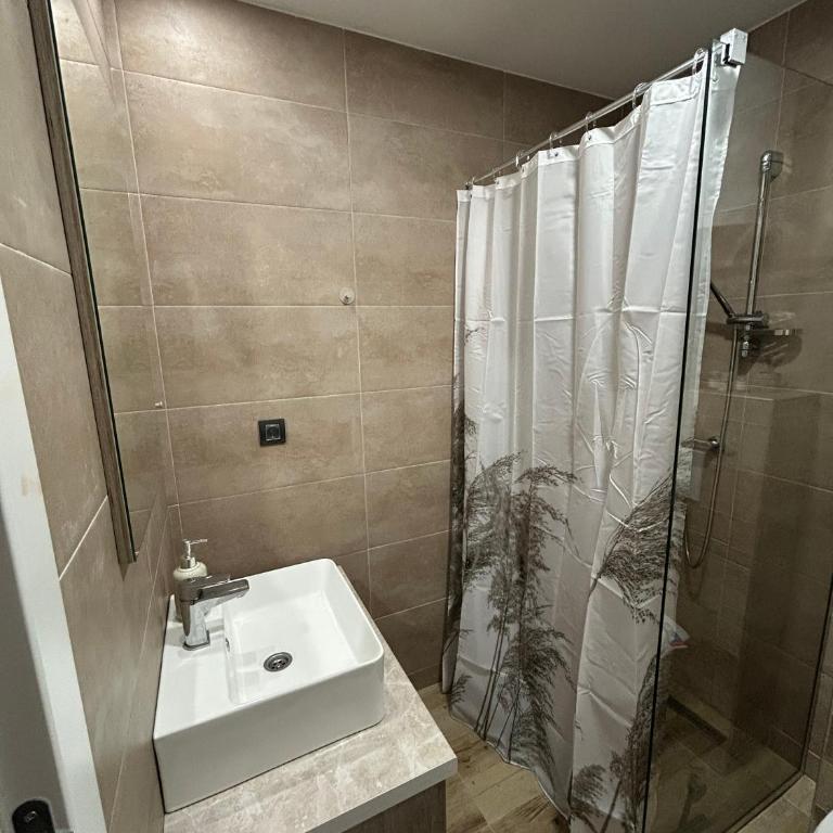 Milmari Bonita Nlux87 - One-Bedroom Apartment - 9
