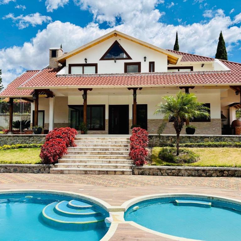 Casa de campo con piscina - Villa - 1