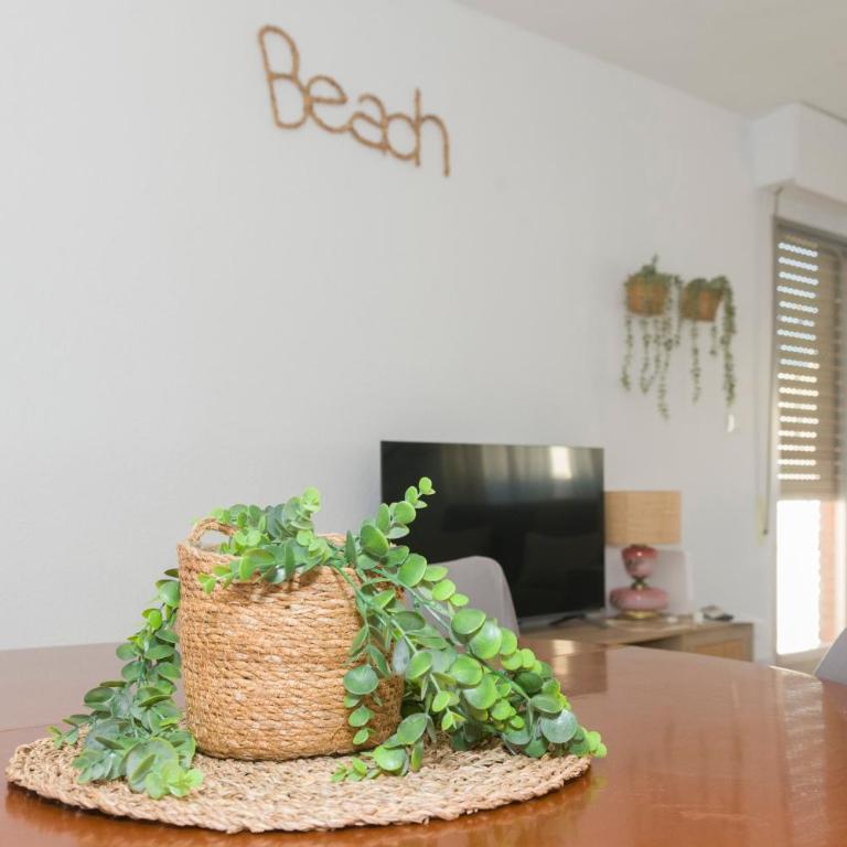 La CASA De CARLA - Three-Bedroom Apartment - 8