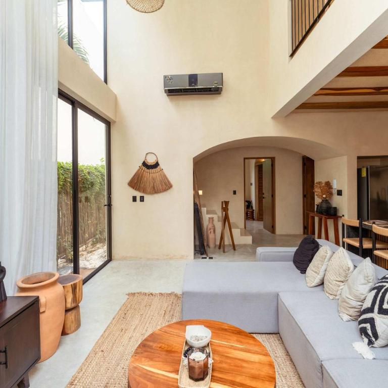 Luxe 3BR Villa - Two Private Pools including Rooftop Modern Boho Style - Villa - 3