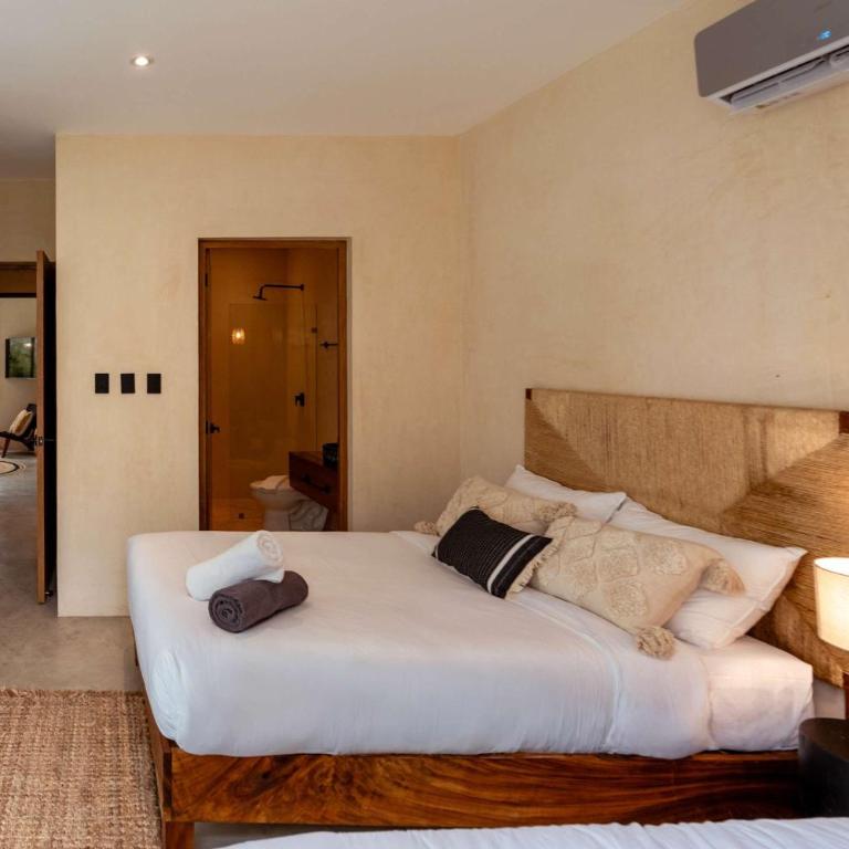 Luxe 3BR Villa - Two Private Pools including Rooftop Modern Boho Style - Villa - 43